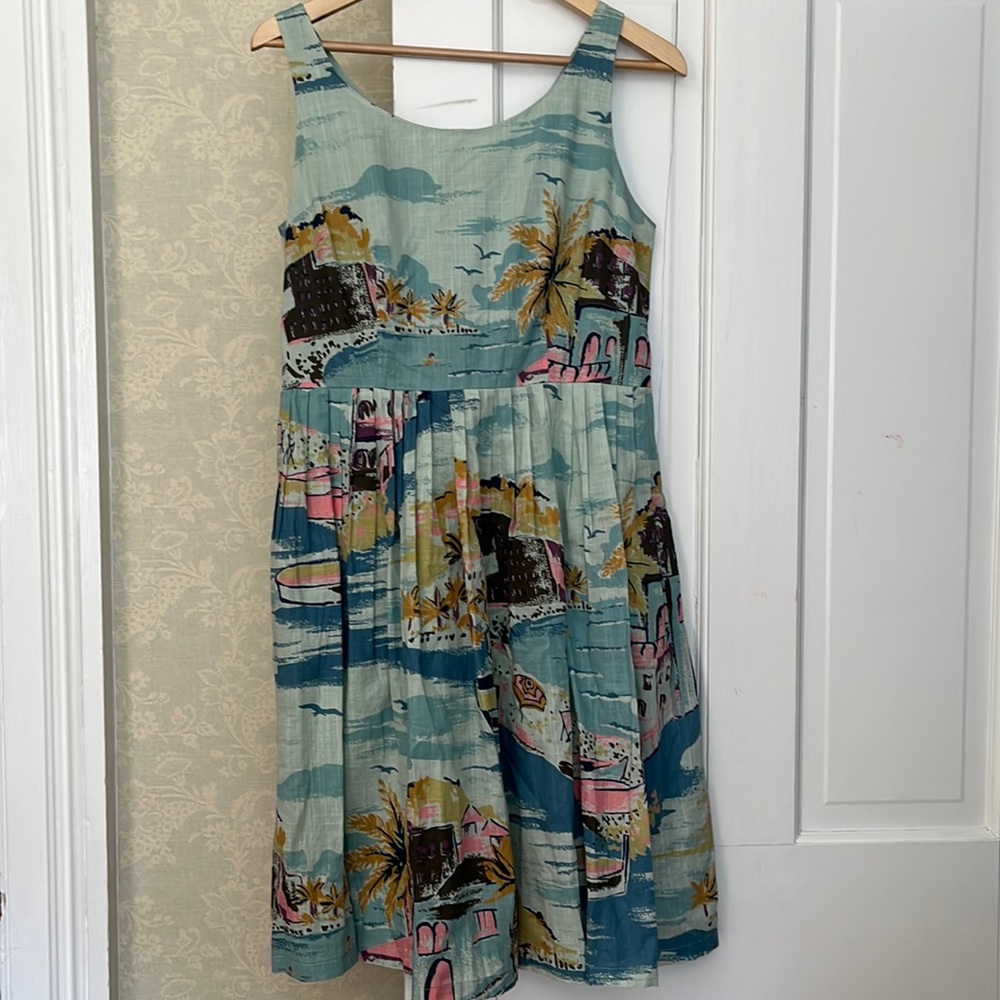 Boden Beach Vacation Scene Dress Size 8